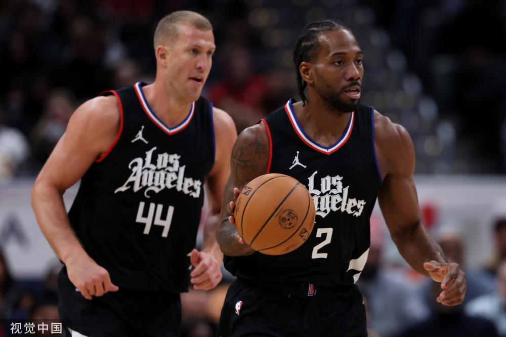 这与他的足 这与他的足